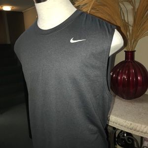 Nike Dry Fit Men’s  T-shirt new Xl